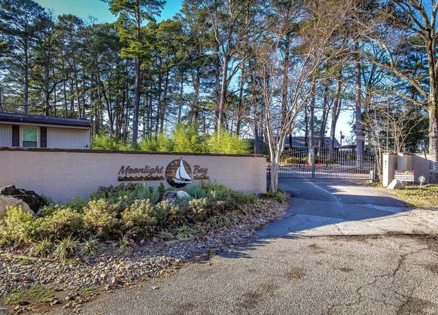 Property at 220 Sunset Bay Rd #13, AR 71913, 2 beds, 2.5 baths