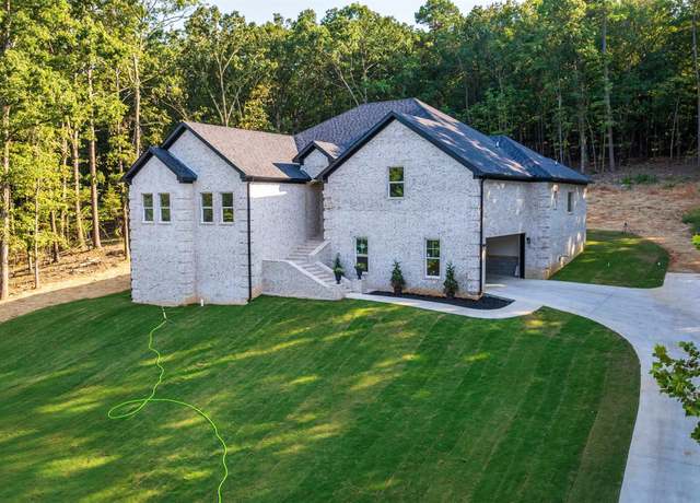 Property at 1540 Mountain Ridge Rd, Batesville, AR 72501, 5 beds, 3 baths