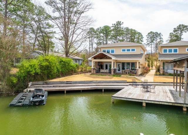 Property at 1129 Marion Anderson Rd, Hot Springs, AR 71913, 3 beds, 3.5 baths