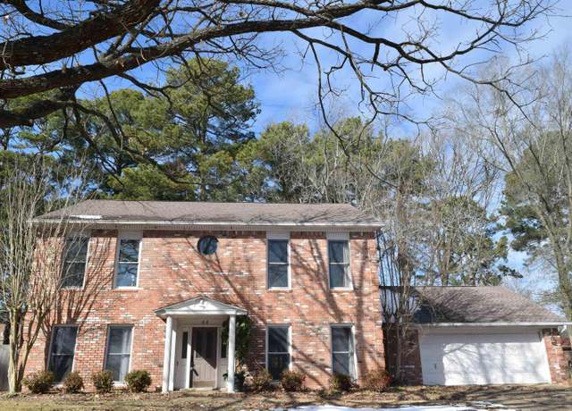 Property at 44 Nancy Lopez Ct, Maumelle, AR 72113, 4 beds, 2.5 baths