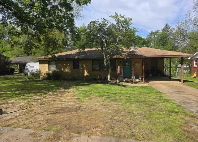 Property at 801 Randall Dr, Searcy, AR 72143, 3 beds, 1.5 baths