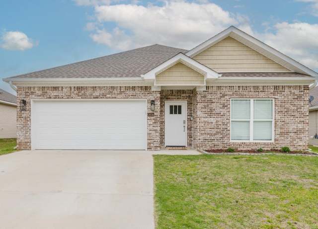 Property at 3536 Village Walk Dr, Bryant, AR 72022, 4 beds, 2 baths