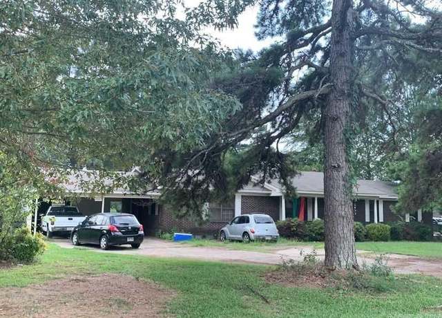Property at 2005 Keathley, Conway, AR 72032, 3 beds, 1 bath