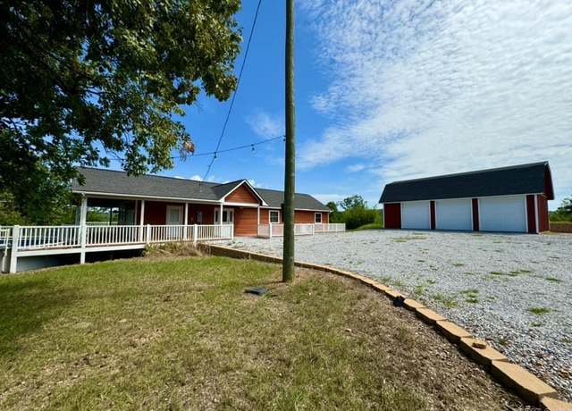 Property at 101 Leiv Eriksson St, Mountain View, AR 72560, 4 beds, 2.5 baths
