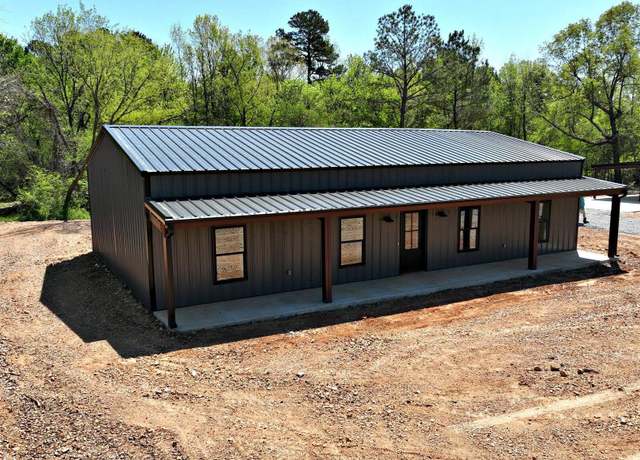Property at 2014 S Reine St, Mena, AR 71953, 3 beds, 2 baths