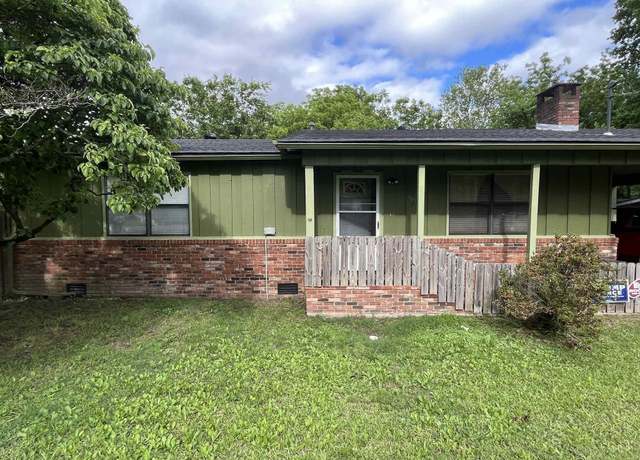 Property at 305 Gann St, Mena, AR 71953, 2 beds, 2 baths