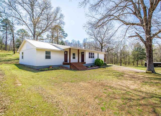 Property at 4066 Highway 16 E, Clinton, AR 72031, 3 beds, 2 baths