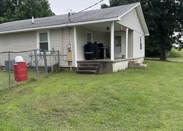 Property at 9850 & 9933 Hwy 412 W, Paragould, AR 72450, 3 beds, 1.5 baths