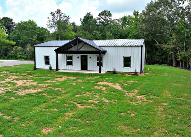 Property at 2016 S Reine St, Mena, AR 71953, 3 beds, 2 baths