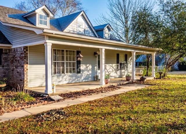 Property at 232 Sunny Gap Rd, Conway, AR 72032, 4 beds, 2.5 baths