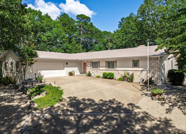 Property at 11 Mieres Ln, Hot Springs Village, AR 71909, 2 beds, 2 baths
