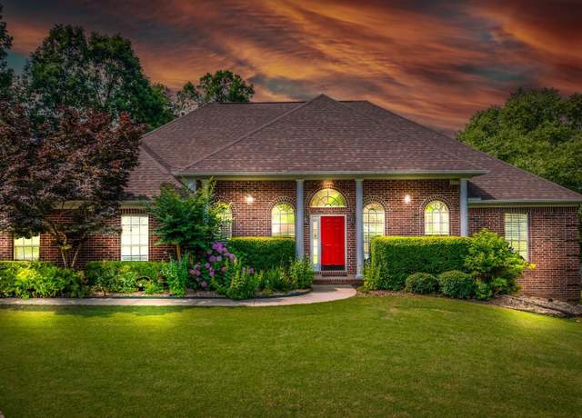 Property at 19 Kansa Cir, Maumelle, AR 72113, 4 beds, 2.5 baths