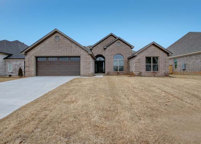 Property at 71 Corniche Cv, Maumelle, AR 72113, 4 beds, 3 baths