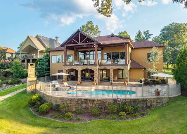 Property at 225 Water Oak Cir, Hot Springs, AR 71913, 5 beds, 5.5 baths