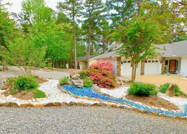 Property at 1 Penaranda Ln, Hot Springs Village, AR 71909, 3 beds, 2 baths