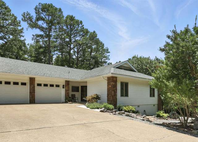 Property at 1 Penaranda Ln, Hot Springs Village, AR 71909, 3 beds, 2 baths