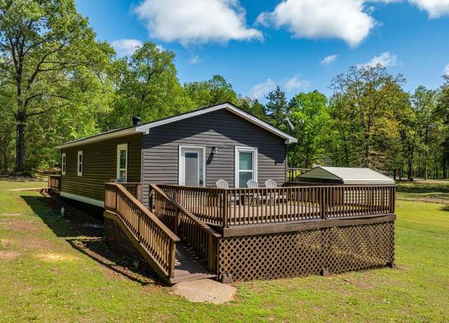 Property at 1381 Hwy 330, Clinton, AR 72031, 2 beds, 1.5 baths