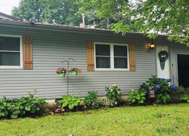 Property at 1407 W Front St, Heber Springs, AR 72543, 3 beds, 2 baths