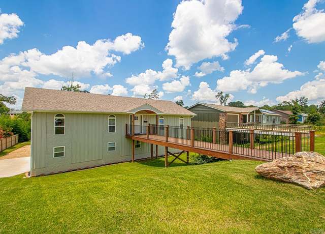 Property at 26 Buttermilk Rd, Little Rock, AR 72227, 5 beds, 3.5 baths