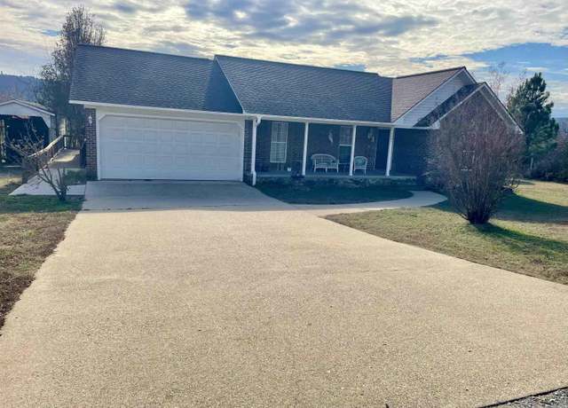 Property at 1000 Clarence St St, Mountain View, AR 72560, 3 beds, 2 baths