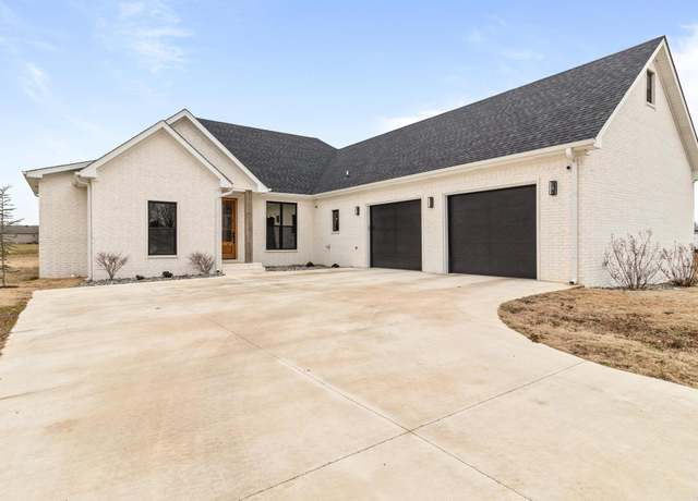 Property at 1310 Greene 632 Rd, Paragould, AR 72450, 3 beds, 2.5 baths