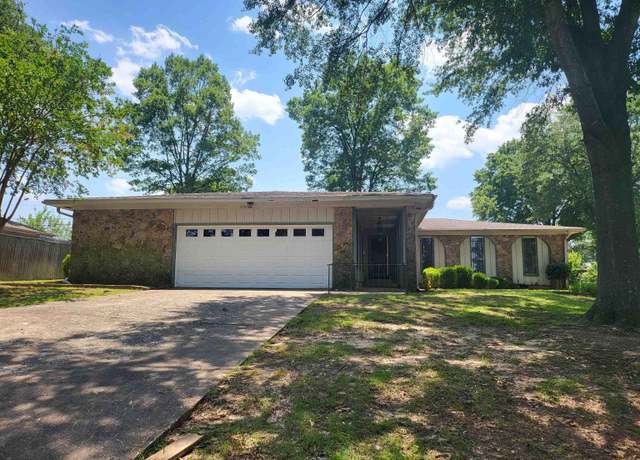 Property at 1008 W A Ave, North Little Rock, AR, 3 beds, 2 baths