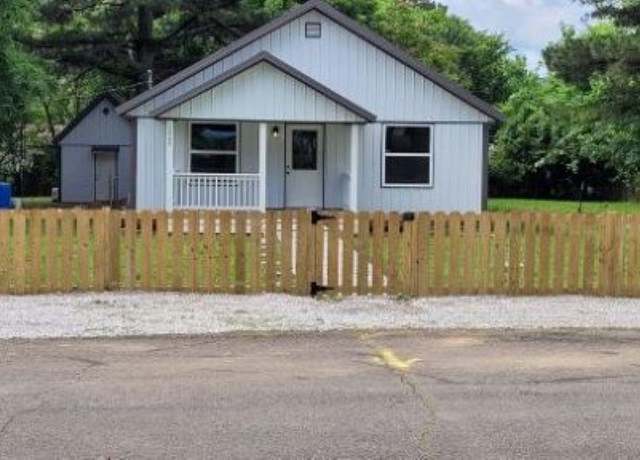 Property at 1509 Cynthia St, Mountain View, AR 72560, 4 beds, 2 baths
