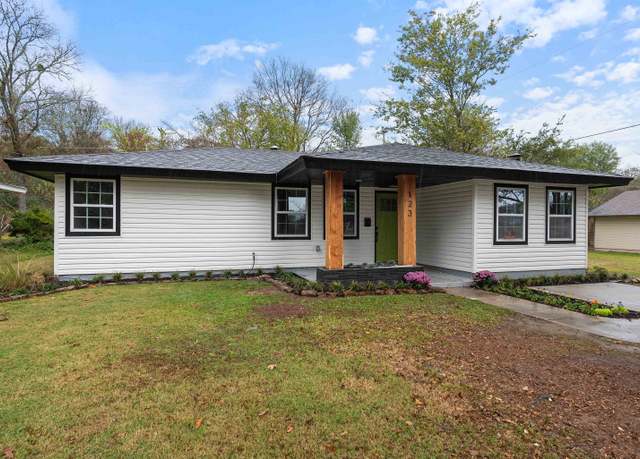 Property at 123 Texas Ave, North Little Rock, AR 72118, 3 beds, 2 baths