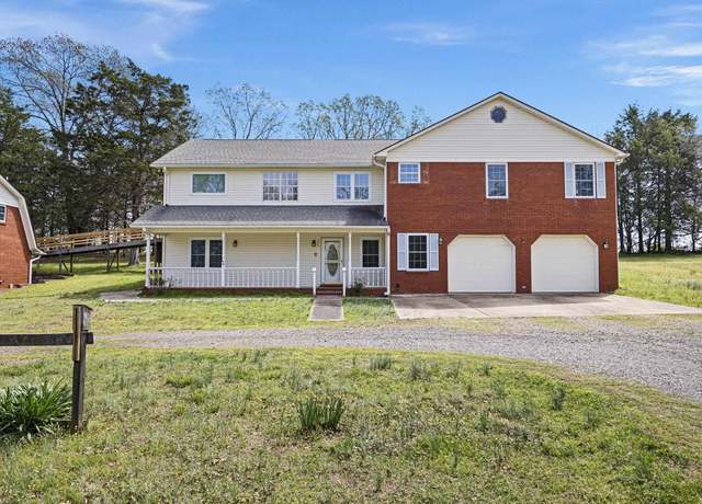 Property at 329 Scott Ln, Russellville, AR 72802, 8 beds, 5 baths