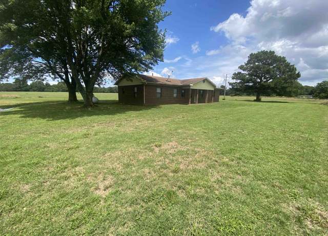 Property at 426 County Road 102, Jonesboro, AR 72404, 4 beds, 2.5 baths