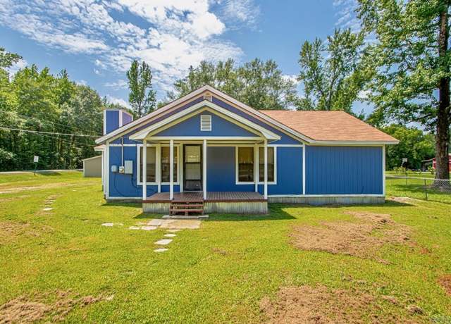 Property at 16520 Landmark Rd, Little Rock, AR 72206, 2 beds, 2 baths