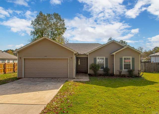 Property at 1707 S 1st St, Cabot, AR 72023, 3 beds, 2 baths
