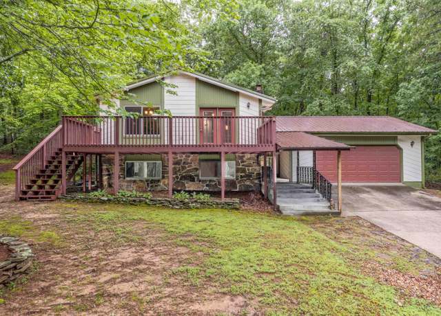 Property at 101 Oakwood Ct Ct, Fairfield Bay, AR 72088, 4 beds, 3 baths