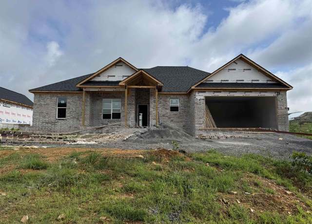 Property at 221 Michelle Dr, Beebe, AR, 4 beds, 2 baths