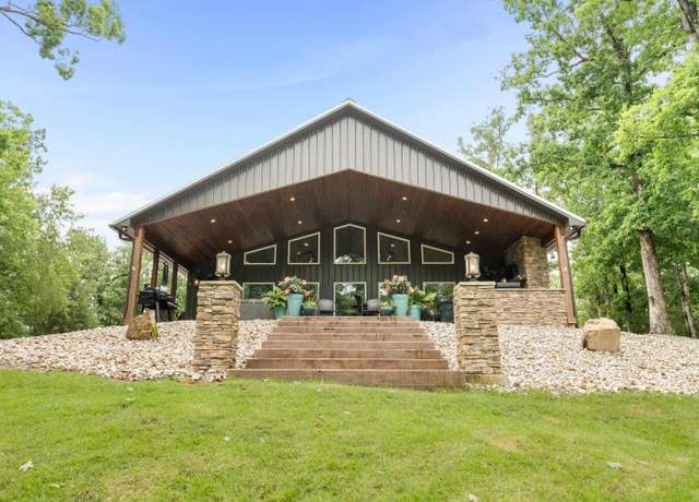 Property at 329 Woodview Ln, Royal, AR 71913, 3 beds, 2 baths