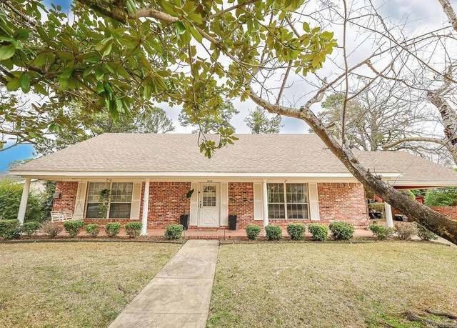 Property at 1616 W Block St, El Dorado, AR 71730, 3 beds, 2.5 baths