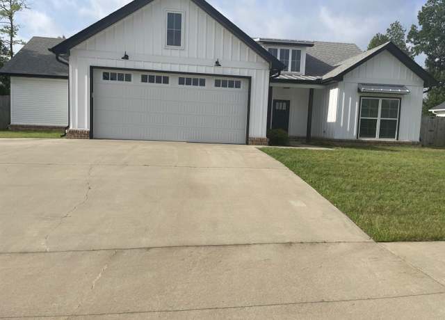 Property at 2009 Berkshire Dr, Benton, AR 72019, 3 beds, 2.5 baths