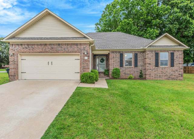 Property at 75 Fuscata Loop, Lonoke, AR 72086, 4 beds, 2 baths