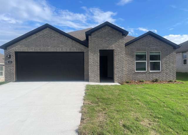 Property at 108 E Fredonia Ct, Mayflower, AR 72106, 4 beds, 2 baths