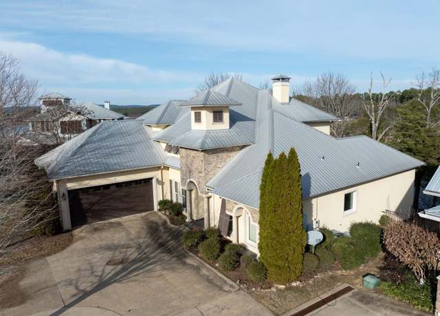 Property at 37 Brighton Point Ln, Heber Springs, AR 72543, 4 beds, 3 baths