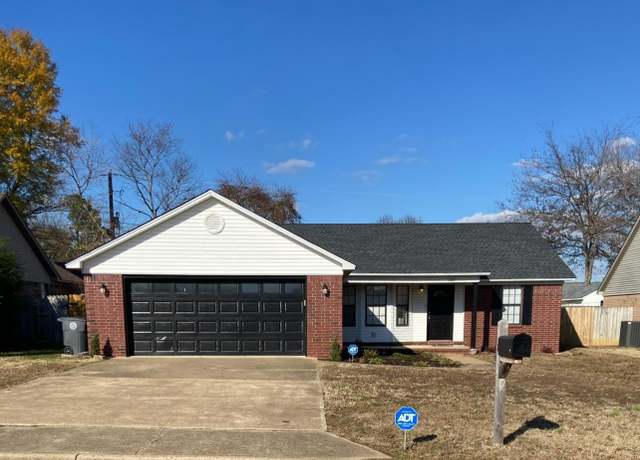 Property at 104 Louis, Searcy, AR 72143, 3 beds, 2 baths