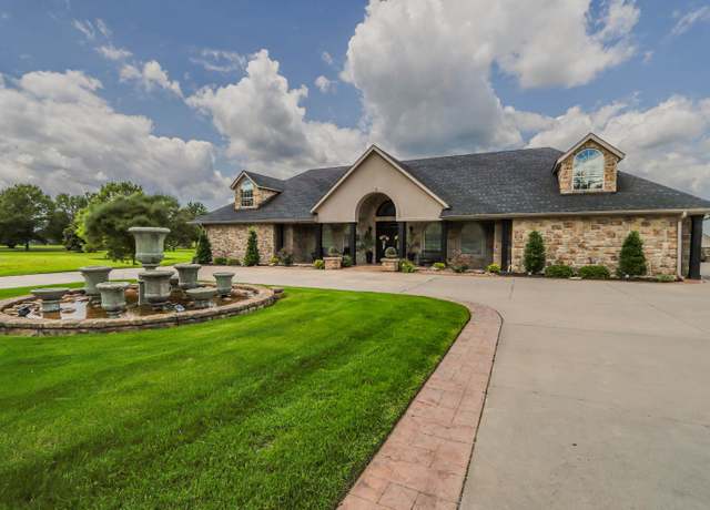 Property at 3205 Pruetts Chapel Rd, Paragould, AR 72450, 4 beds, 4.5 baths
