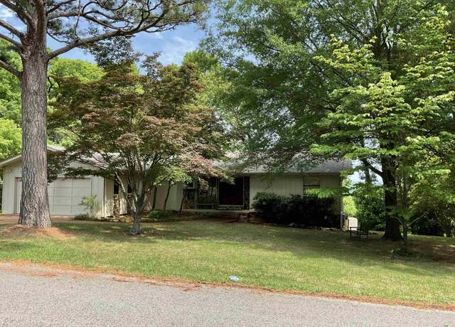 Property at 124 Big Pine Rd, Batesville, AR, 3 beds, 2 baths
