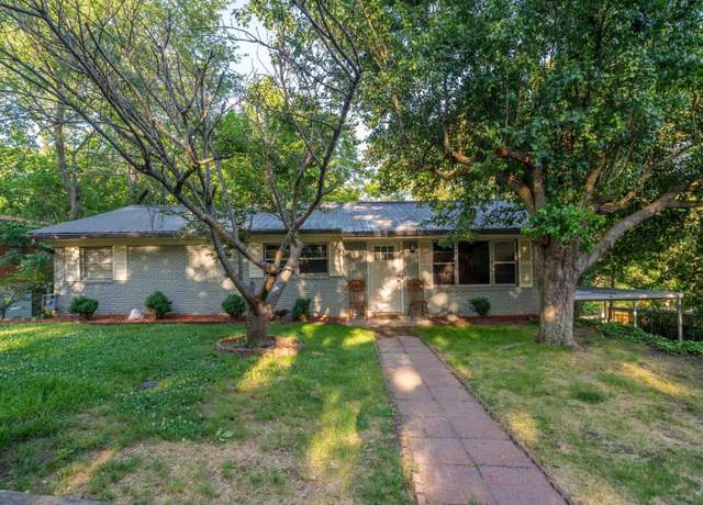 Property at 203 Patriot St, Hot Springs, AR 71913, 3 beds, 2 baths