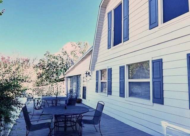 Property at 517 Henry Ln, Melbourne, AR 72556, 3 beds, 2 baths