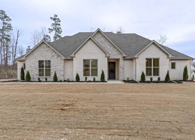Property at 200 Middleton Place Dr, Benton, AR 72019, 4 beds, 3 baths
