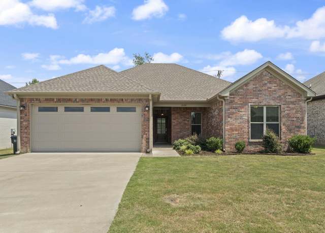 Property at 1530 Cherry Bark Dr, Conway, AR 72034, 3 beds, 2 baths