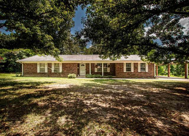 Property at 681 Sharp Ave, Camden, AR 71701, 3 beds, 2 baths