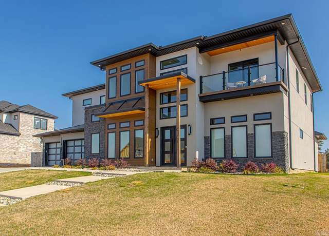 Property at 6108 Majestic Waters Dr, Benton, AR 72019, 4 beds, 5 baths
