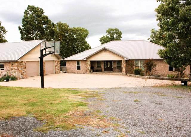 Property at 708 Kid Phillips Rd, Marshall, AR 72650, 4 beds, 2.5 baths